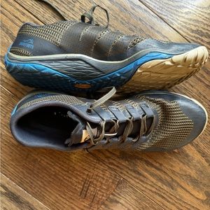 Men’s Merrell Vapor Glove size 9